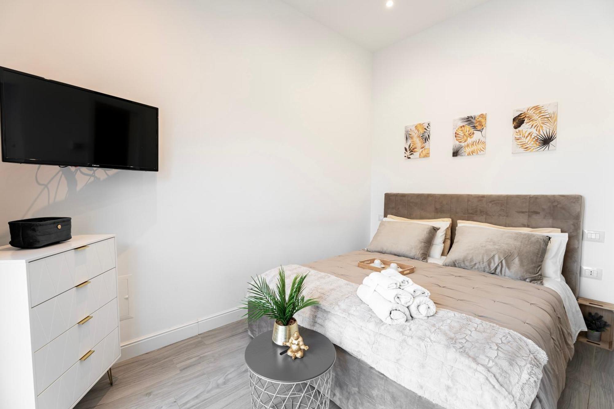 Luxury - Jacuzzi Apartments Near Rome Веллетри Экстерьер фото